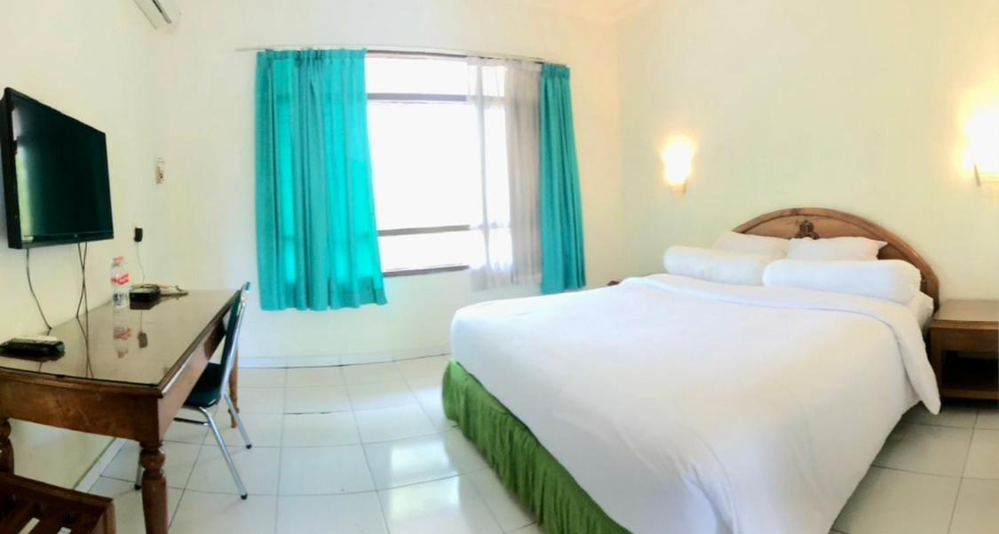 Front One Resort Indraloka Temanggung Extérieur photo